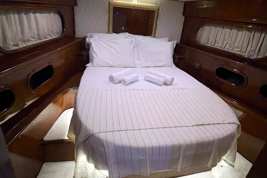 Antalya Custom Built 53 Motor Yacht Rental – 43